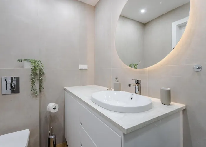 Very Berry - Naramowicka 106a - Z Garazem I Balkonem- Self Check In 24h ポズナン