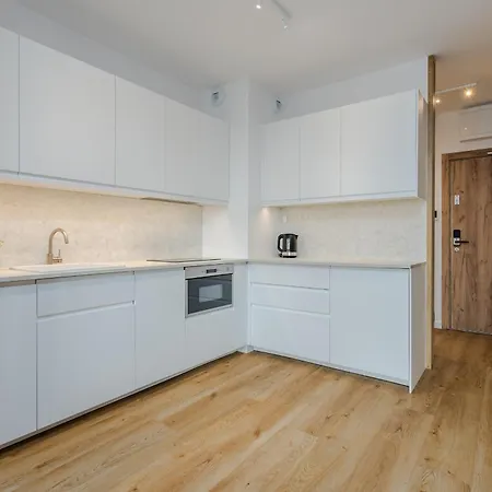 Very Berry - Naramowicka 106a - Z Garazem I Balkonem- Self Check In 24h Apartment Poznan