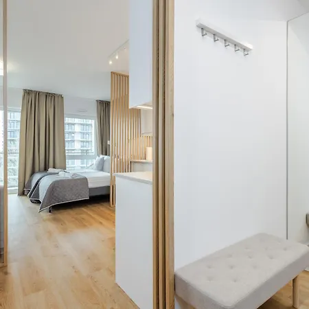 Very Berry - Naramowicka 106a - Z Garazem I Balkonem- Self Check In 24h