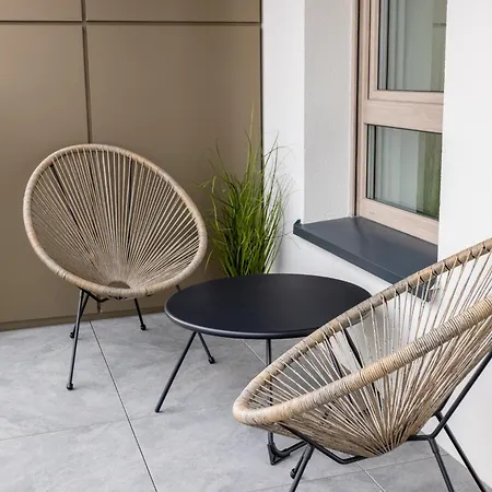 Very Berry - Naramowicka 106a - Z Garazem I Balkonem- Self Check In 24h ポズナン