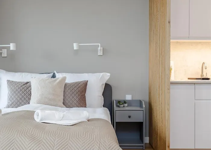 Apartment Very Berry - Naramowicka 106a - Z Garazem I Balkonem- Self Check In 24h *