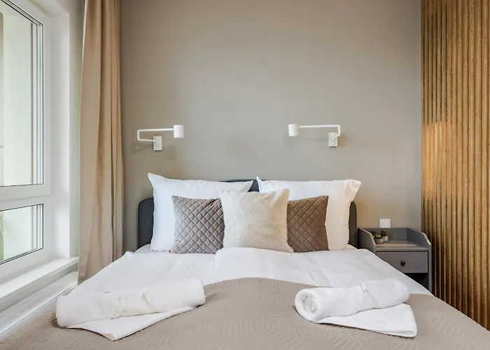 Apartment Very Berry - Naramowicka 106a - Z Garazem I Balkonem- Self Check In 24h *