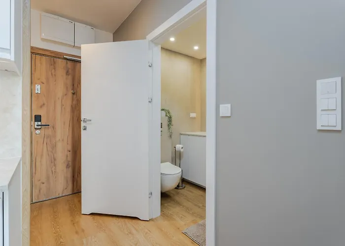 Apartment Very Berry - Naramowicka 106a - Z Garazem I Balkonem- Self Check In 24h *