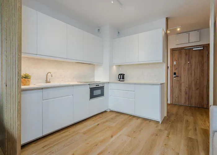 Very Berry - Naramowicka 106a - Z Garazem I Balkonem- Self Check In 24h Apartment Poznan