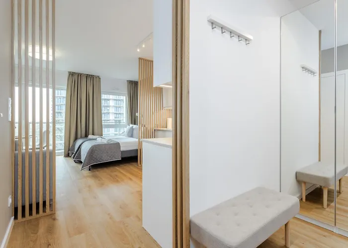 Very Berry - Naramowicka 106a - Z Garazem I Balkonem- Self Check In 24h