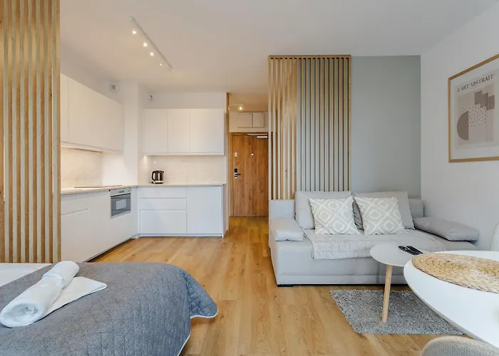 Very Berry - Naramowicka 106a - Z Garazem I Balkonem- Self Check In 24h Apartment *